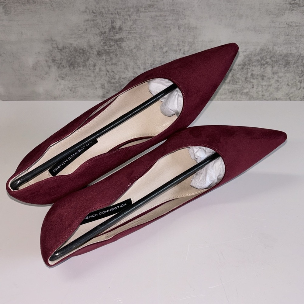 NEW| WOMEN’S FRENCH CONNECTION BURGUNDY SCALLOP PUMPS - Picture 3 of 9